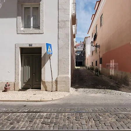 Cosy Combro Studio | Rentexperience Lisboa